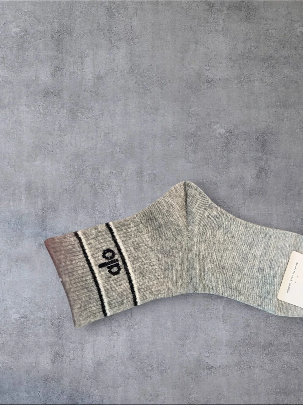ALO Yoga Low-Cut Stripe Logo Socks - Cream, Light Gray, Black, White, Dark Gray